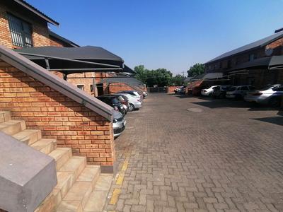 Townhouse For Sale in Albemarle, Germiston