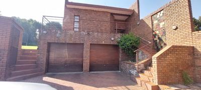 House For Sale in Mulbarton, Johannesburg